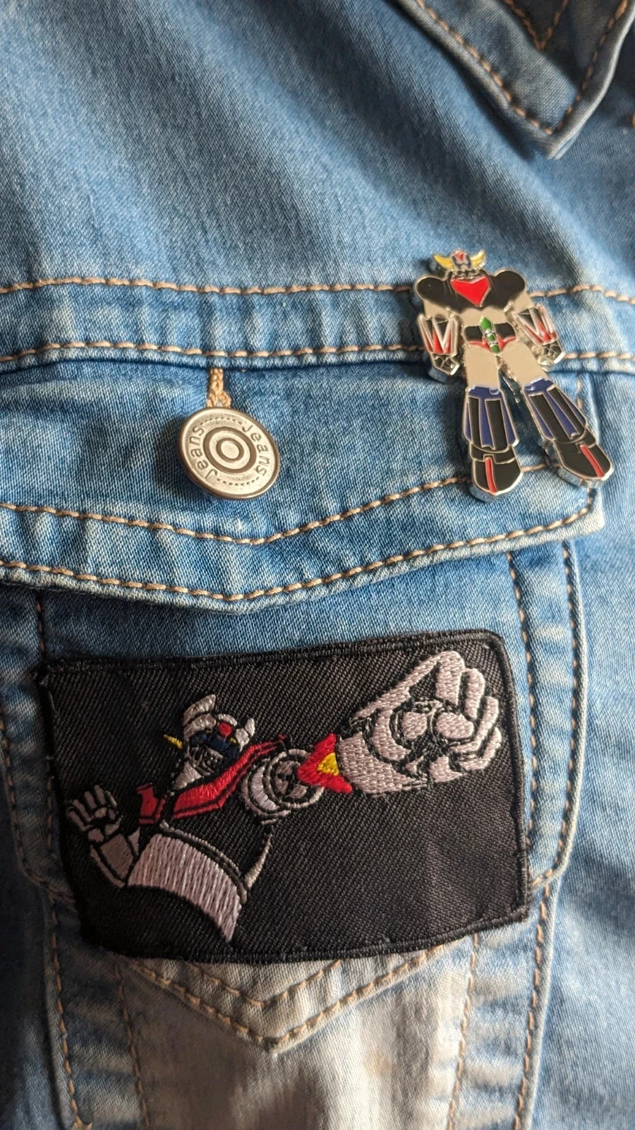 Chaqueta de mezclilla bordada "Goldorak ¡Vamos!" – photo 4